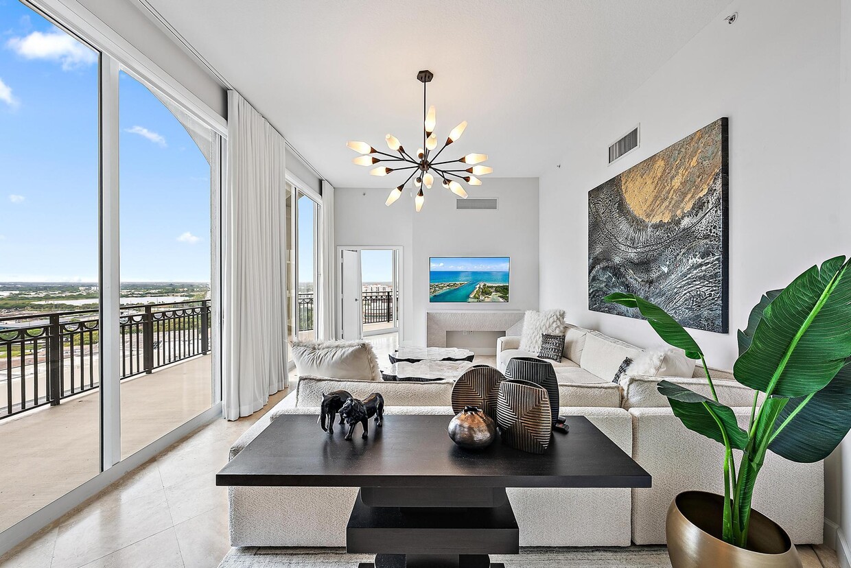 Foto principal - 550 Okeechobee Blvd