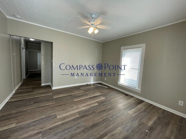 Foto del edificio - Newly Renovated Just For You! 3 Beds/1 Bath