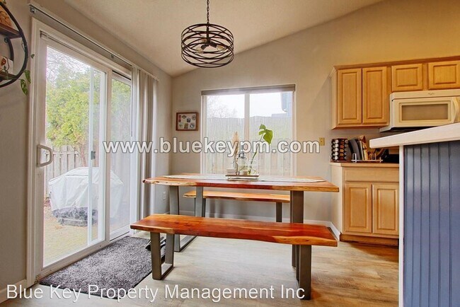 Building Photo - 3 br, 2 bath House - 17006 SE 3rd Street