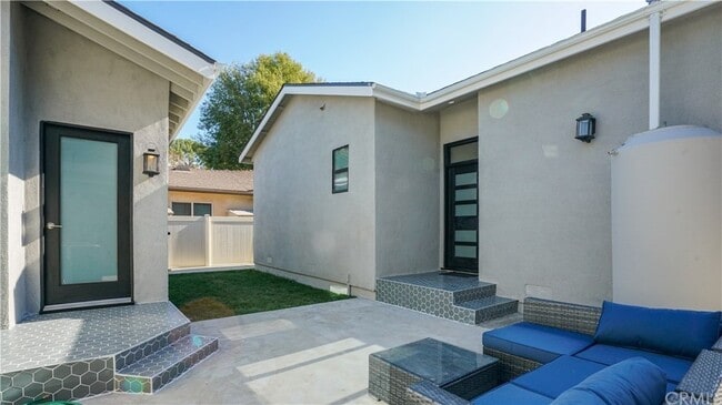 Back unit B available - 15122 La Maida St