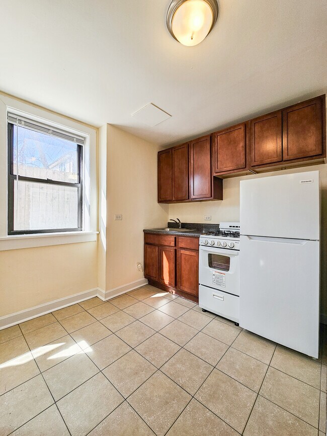 Foto del edificio - 4314 N Keystone Ave