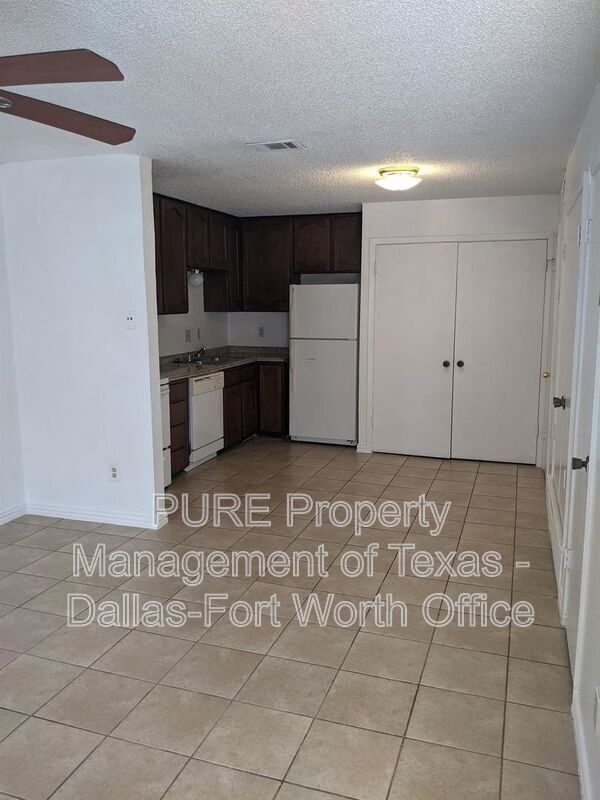 Foto del edificio - 901 S Mesquite St