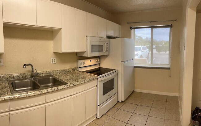 Foto del edificio - 139 Sparrow Dr