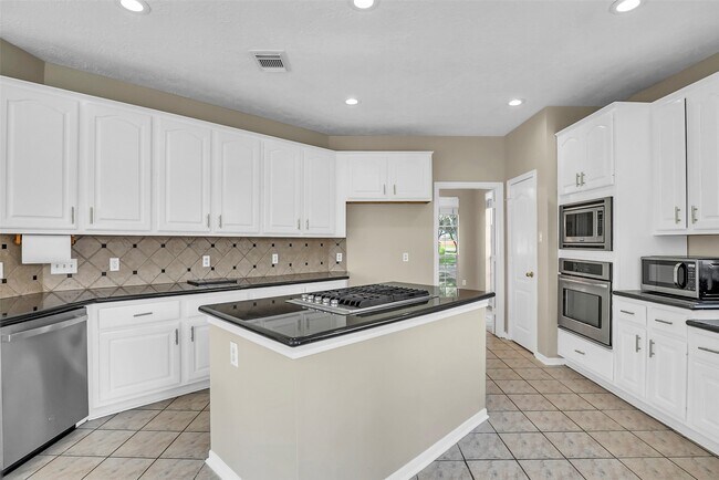 Foto del edificio - 4407 Magnolia Ln