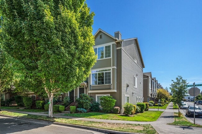 Foto del edificio - 16884 NW Shadow Hills Ln