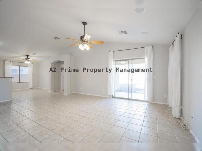 Foto del edificio - 1314 E Cottonwood Rd