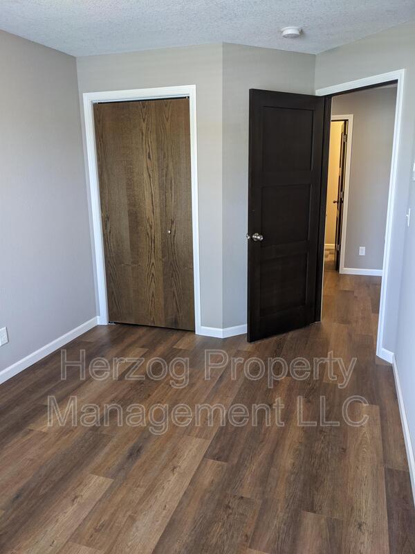 Foto del edificio - 2105 7th Ave SE