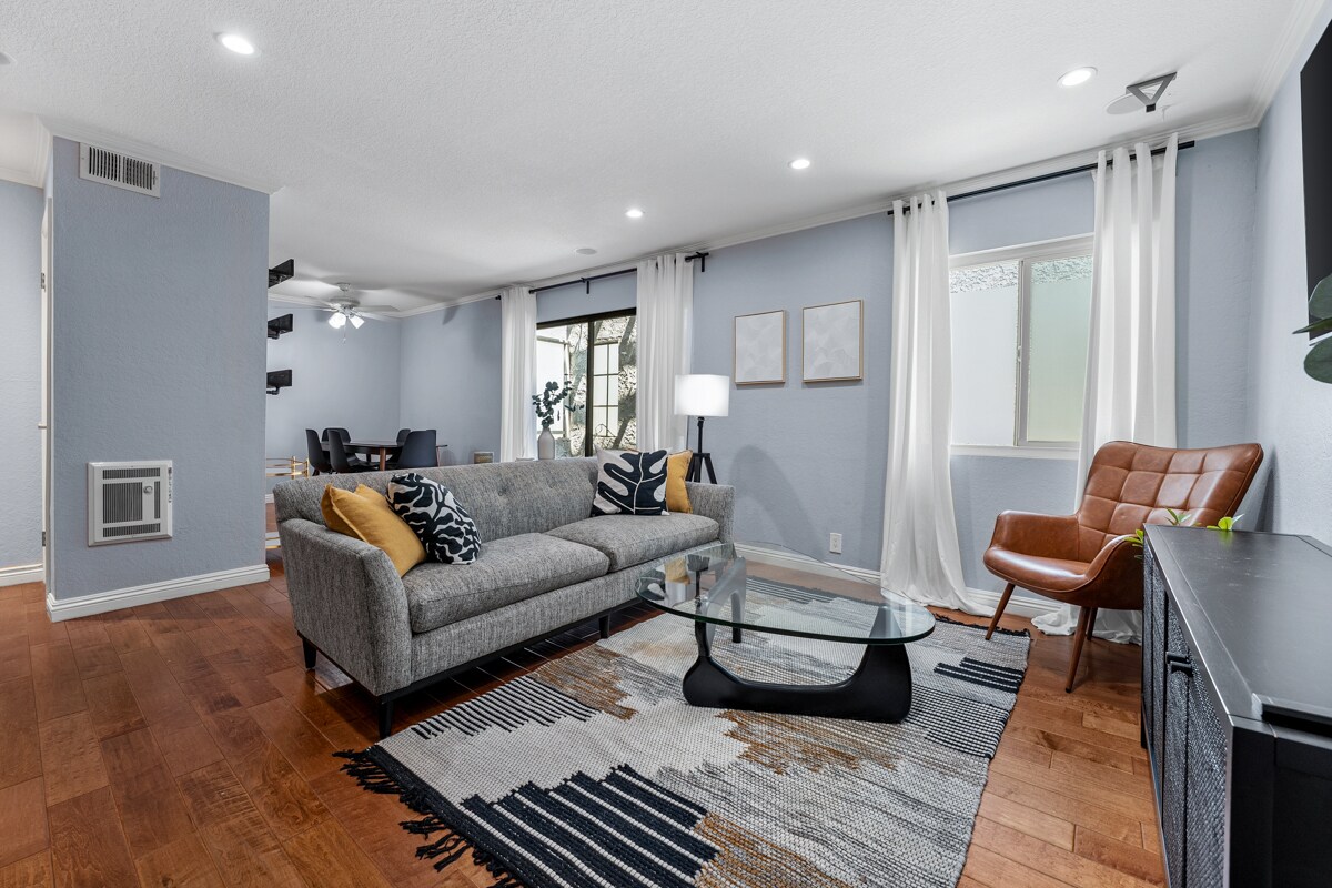 Foto principal - 200 Elm Ave