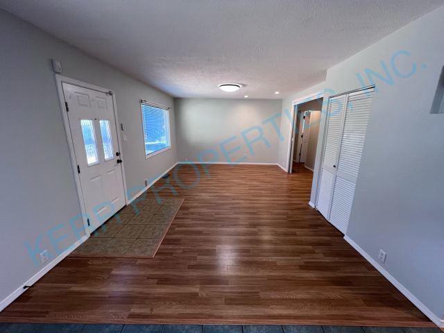 Foto del edificio - FREE RENT! 2 BD / 2 Bth - Off Street Parki...