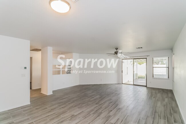 Foto del edificio - 13556 W Fargo Dr
