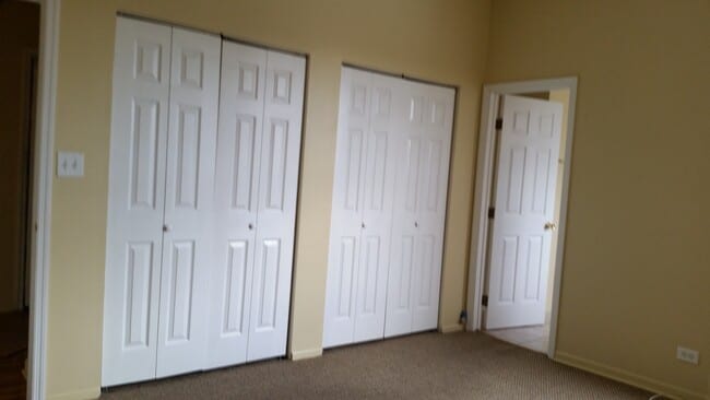 Building Photo - 6342 S Kenwood Ave