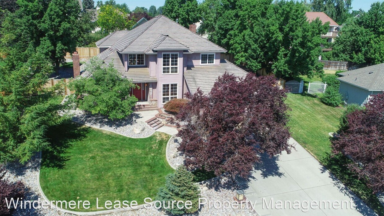 Foto principal - 4 br, 3.5 bath House - 8905 N Kensington D...