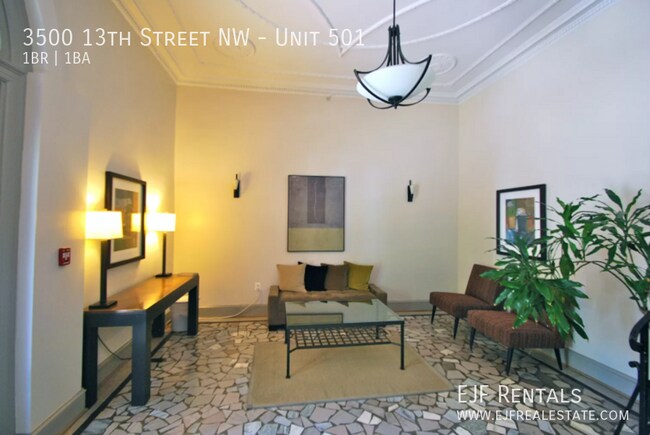 Foto del edificio - Columbia Heights Sun-filled 700 Square Foo...