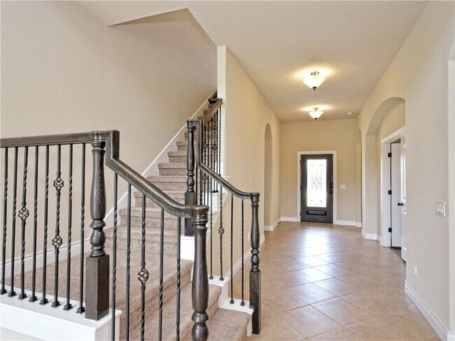 Foto del edificio - 3912 Crispin Hall Ln