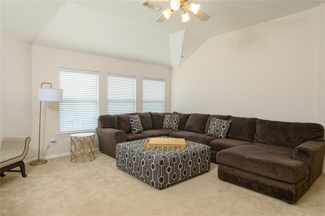 Building Photo - 1610 Thunder Lake Ln