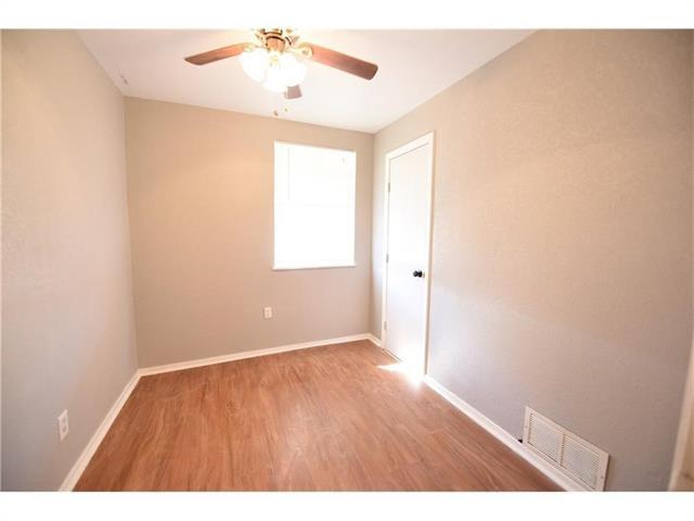 Foto del edificio - 6012 Cowden St
