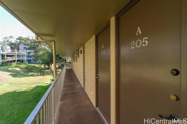 Building Photo - 95-2043-2043 Waikalani Pl