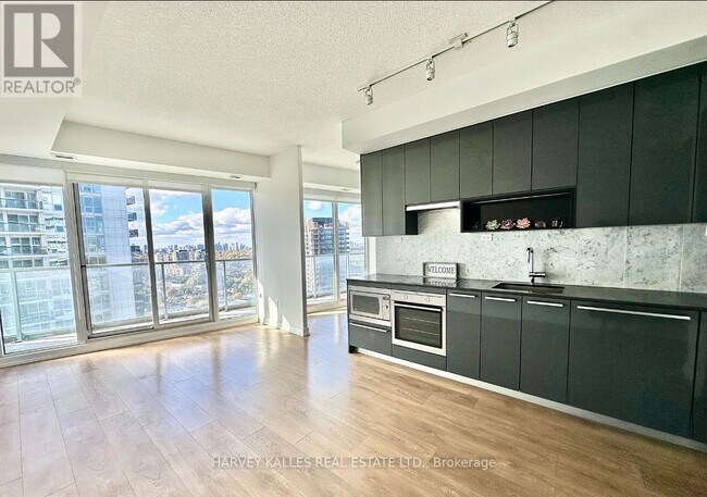 Building Photo - 115 McMahon Dr