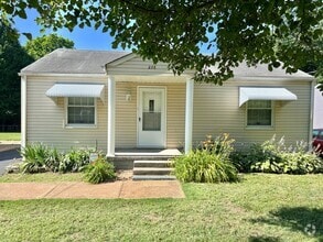 Building Photo - 238 Sadonia Ave