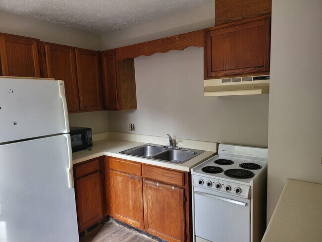 Foto del edificio - 974 Fox Hollow Road
