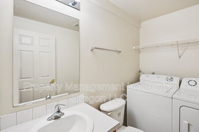 Foto del edificio - 2110 Baines Blvd