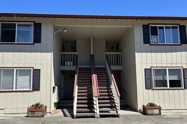 Apartamento frente - 817 25th St