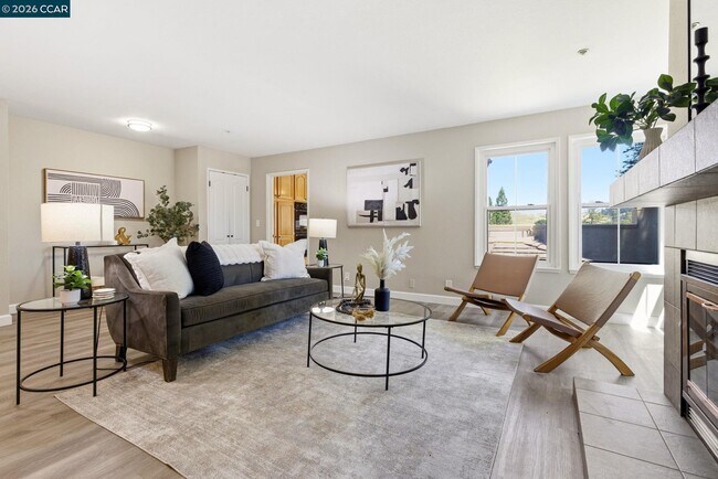 Foto del edificio - 3279 Mt Diablo Ct