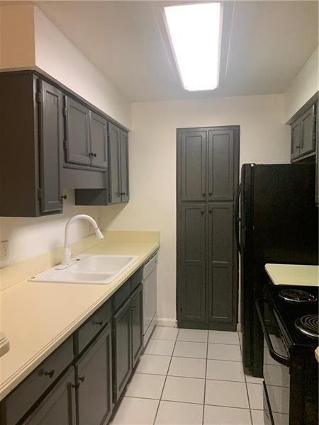 Foto del edificio - 3208 Pine Heights Dr NE
