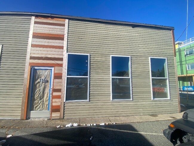 Building Photo - 114 N Franklin St
