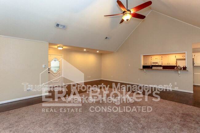 Foto del edificio - 505 Sun Meadows Dr