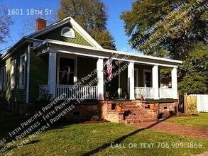 Building Photo - 1601 18th St