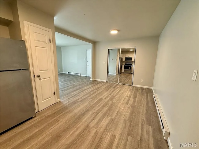 Foto del edificio - 7601 Hazelcrest Dr