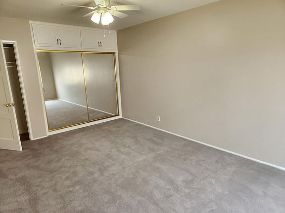 Foto del edificio - 7771 Shadyspring Pl