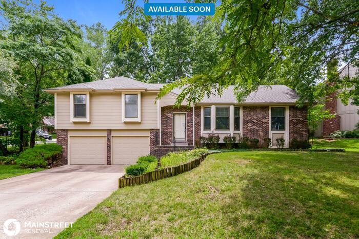 Primary Photo - 11601 Hemlock St, Overland Park, KS 66210