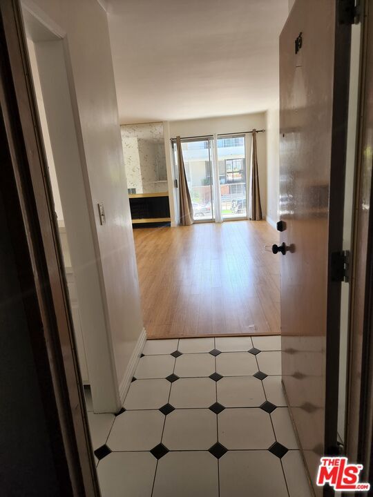 Foto del edificio - 5625 Windsor Way