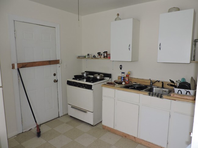 Foto del interior - 4 Single Family/Duplex Rental Properties Pack