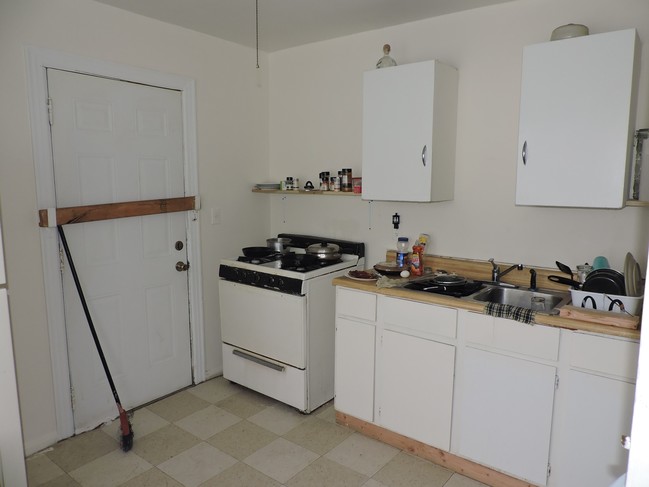 Interior Photo - 4 Single Family/Duplex Rental Properties Pack