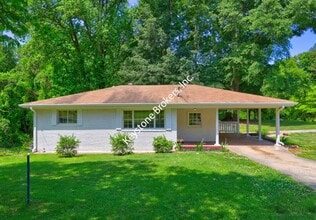 Building Photo - 2577 Graywall St