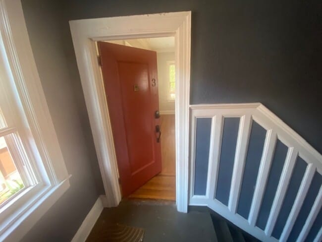 Foto del edificio - 2738 Riverside Ave