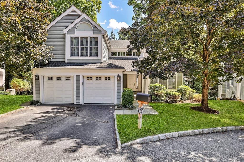 Foto principal - 24 Overbrook Dr