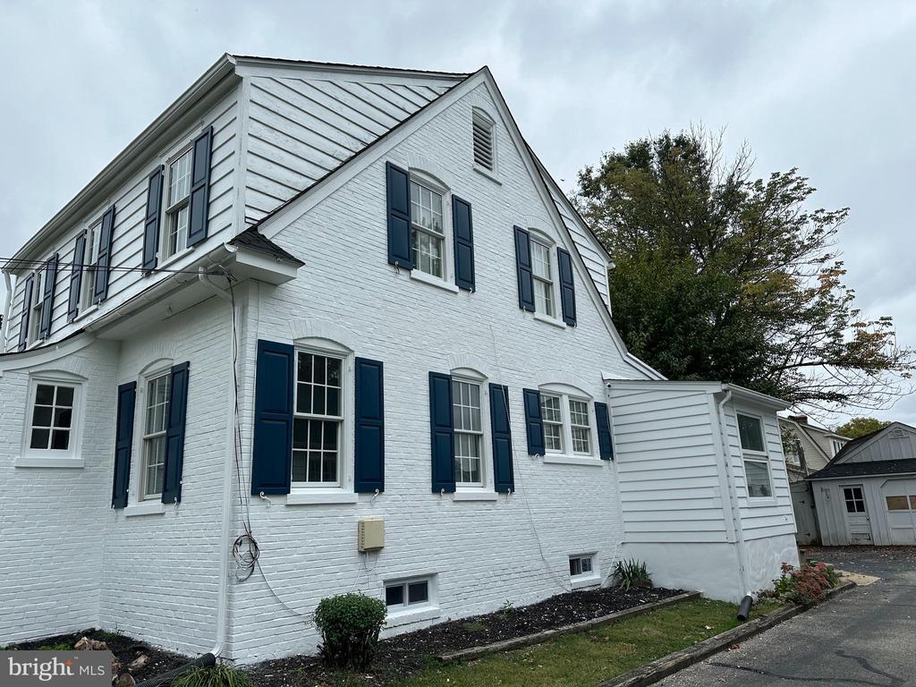 Primary Photo - 106 Cleveland Ave