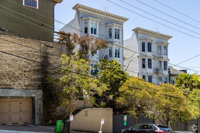 Alt. Exterior - 1145 Green St