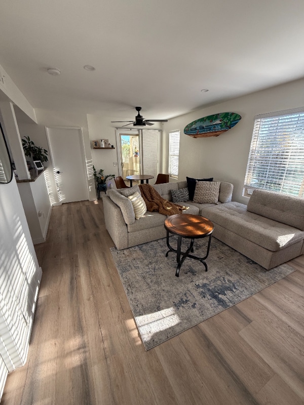 Building Photo - 23335 La Crescenta