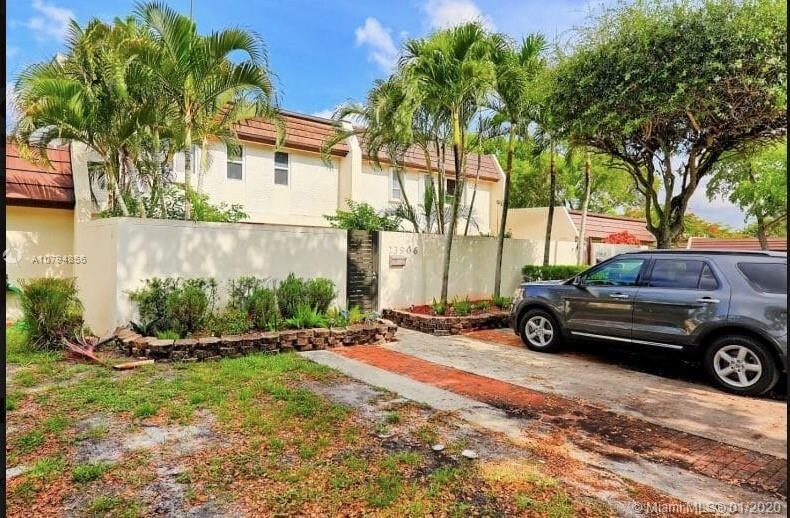 13906 Crooked Palm Ct Miami Lakes Fl 33014 Apartment for Rent in