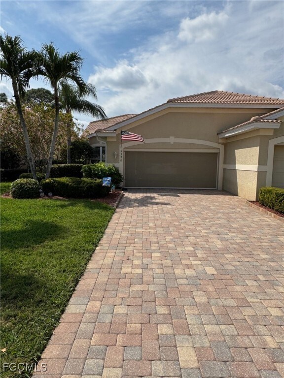 Foto principal - 2228 Carnaby Ct