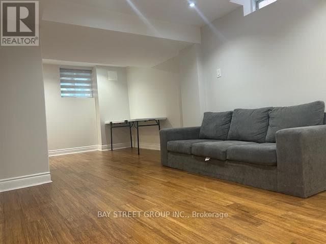 Building Photo - 23 Casabel Dr