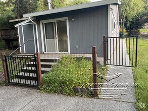 Building Photo - 17844 Huckleberry Dr