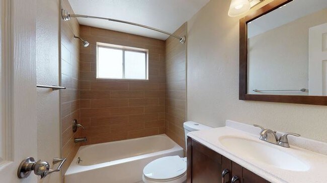 Building Photo - 1 bedroom in Englewood CO 80113