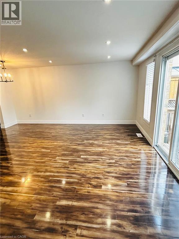 Photo du bâtiment - 90 Donnenwerth Dr