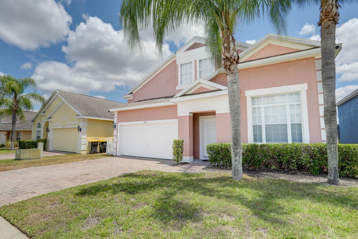 Foto principal - 228 Victory Ln
